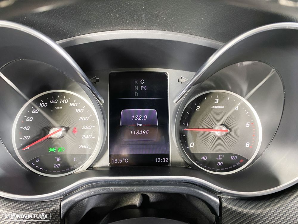 Mercedes-Benz V 300 d Longo Avantgarde - 15