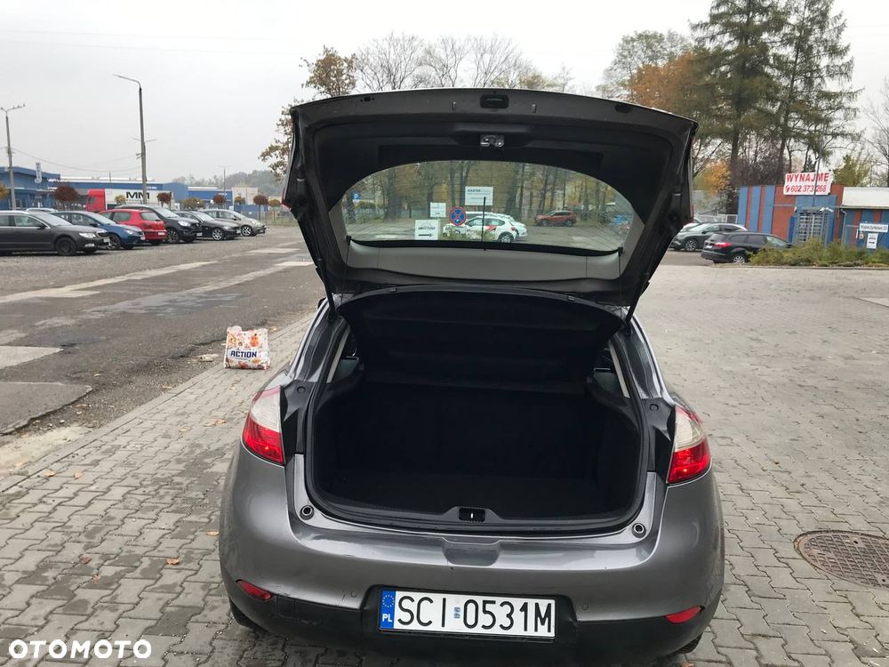 Renault Megane - 11