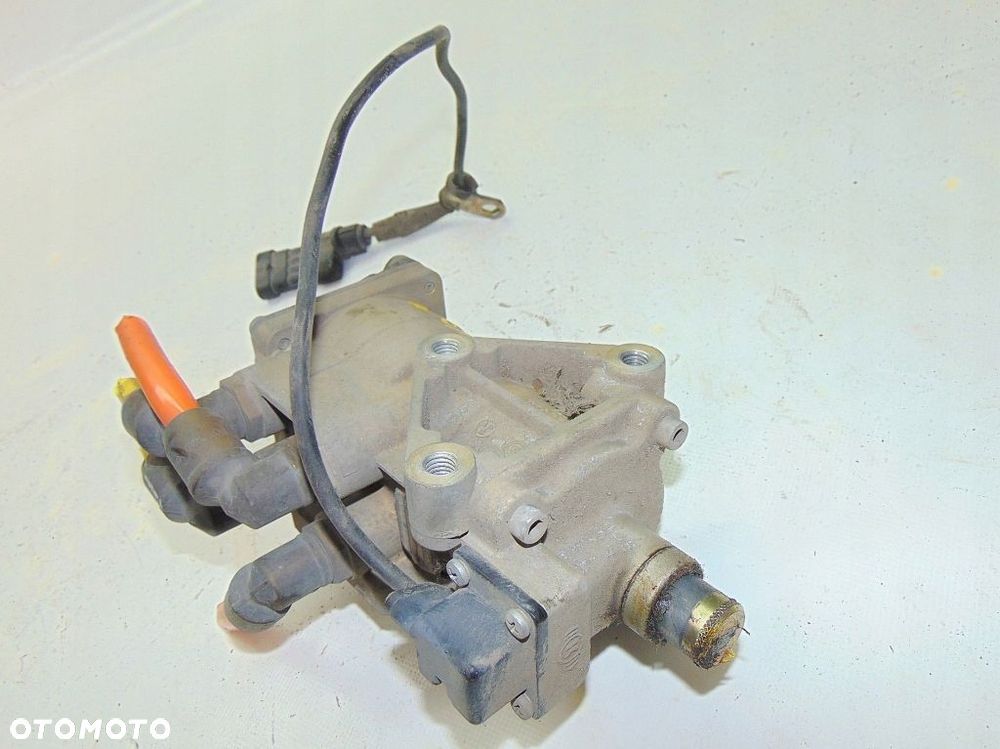 IVECO MAGIRUS 260-30 05r ZAWÓR GŁÓWNY HAMULCA - 3