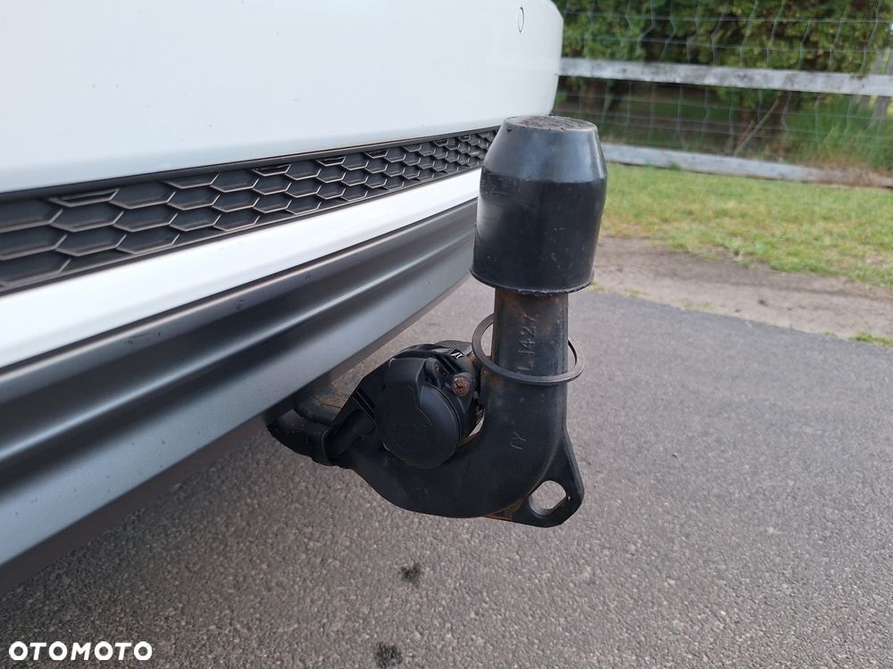 Audi A4 Avant 2.0 TDI DPF clean diesel Ambiente - 30