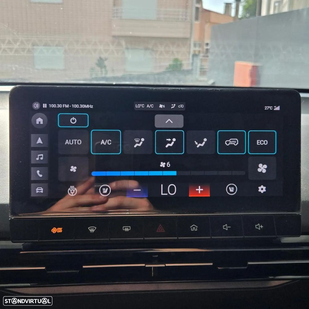 MG MG4 64 kWh Luxury - 18