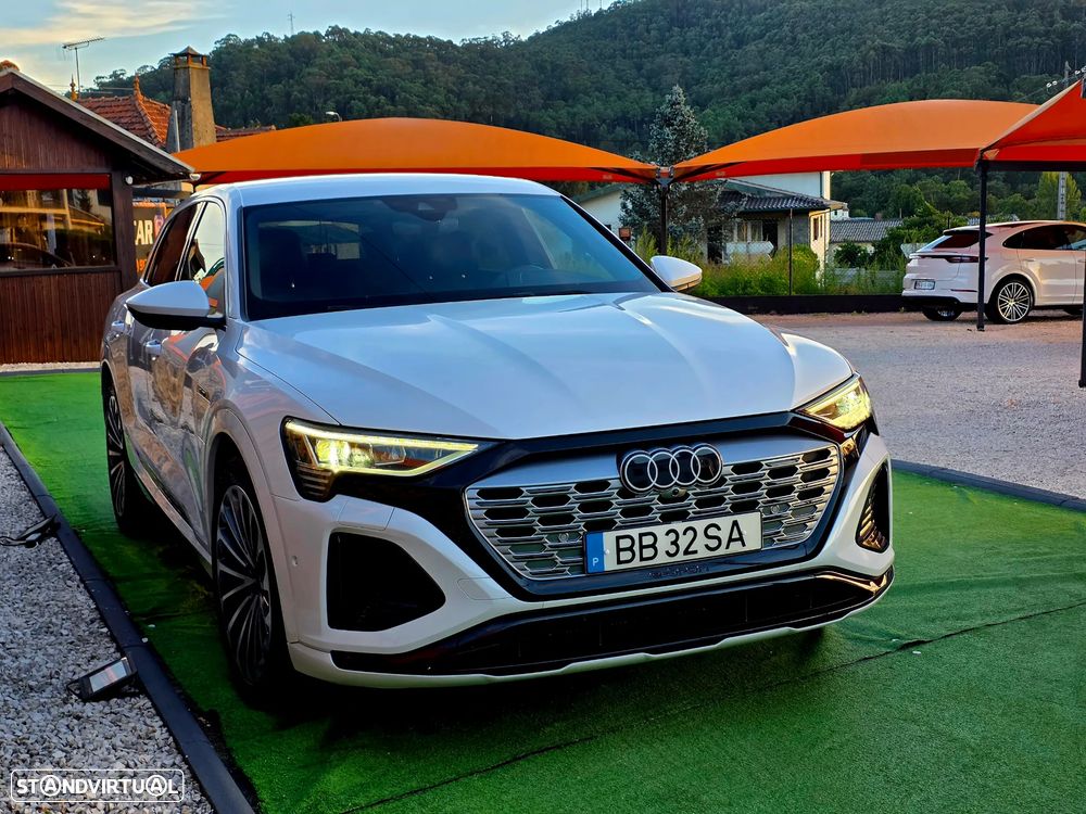 Audi Q8 e-Tron 50 quattro S line - 11
