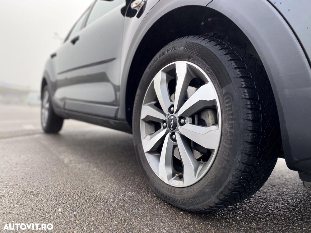 Kia Stonic 1.2 MPI 5MT Urban - 12