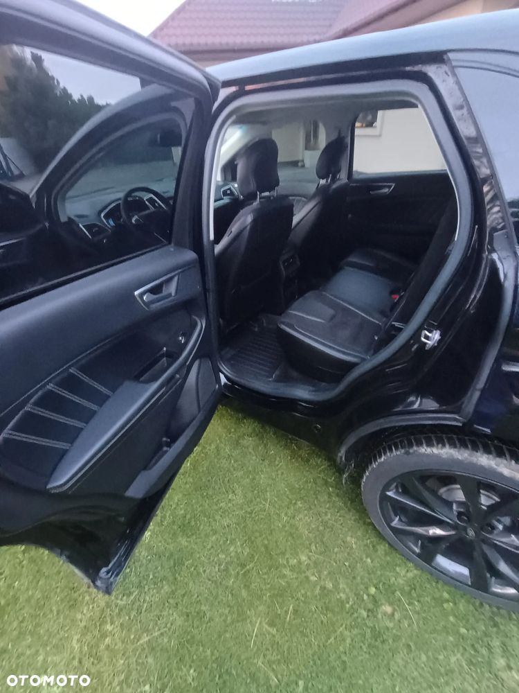 Ford Edge - 11