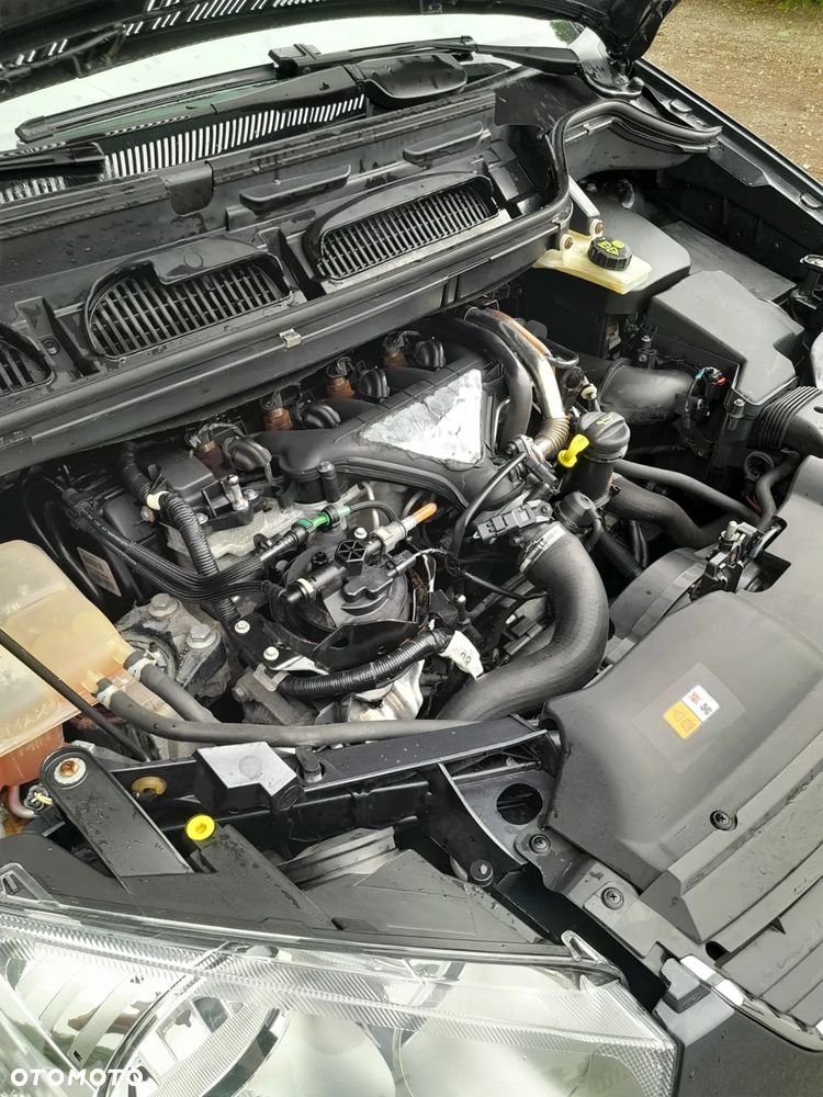Ford C-MAX 2.0 TDCi DPF Ghia - 9