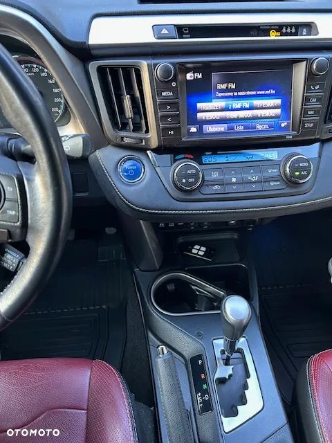 Toyota RAV4 - 14