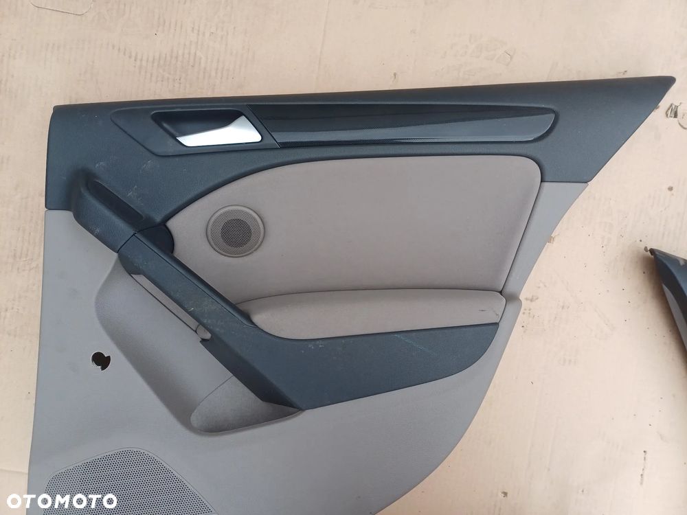 Golf VI Boczki drzwi przod tył 5D europa 5k - 19