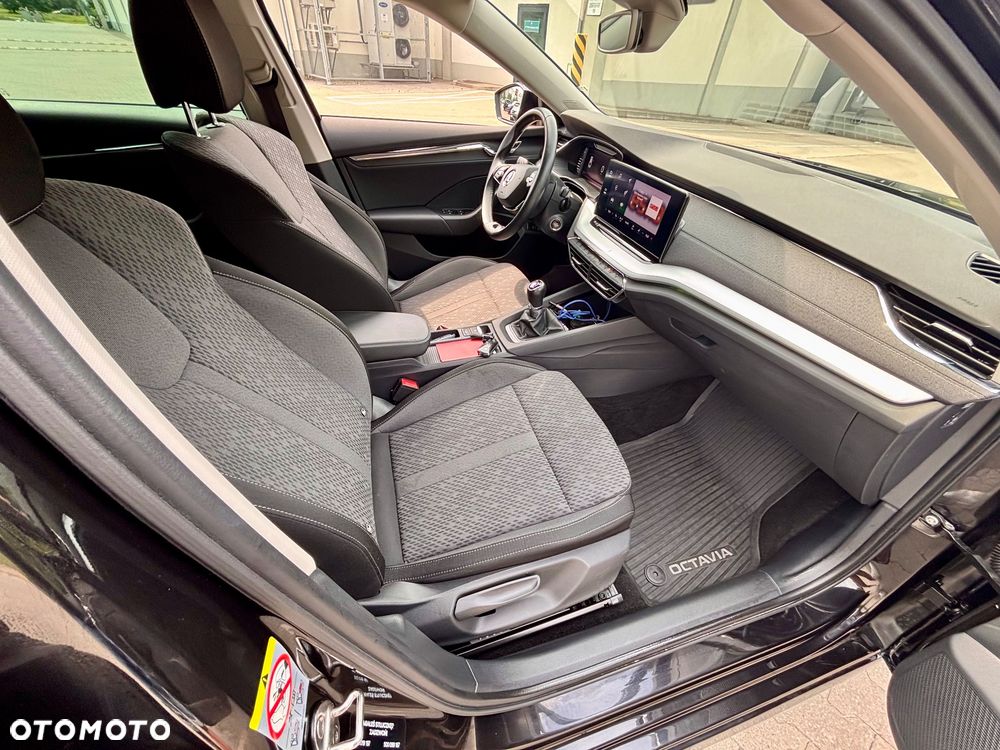 Skoda Octavia 1.5 TSI ACT Sportline - 12