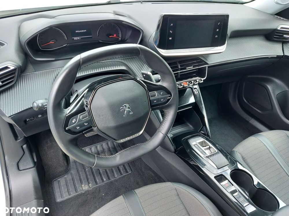 Peugeot 2008 - 10
