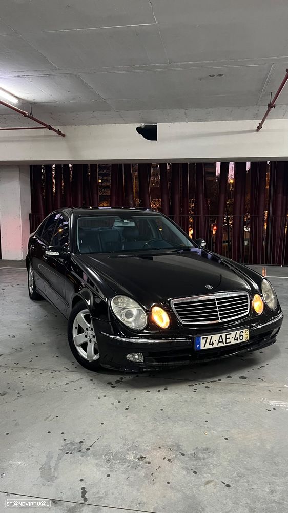 Mercedes-Benz E 220 CDI Avantgarde Aut. - 1
