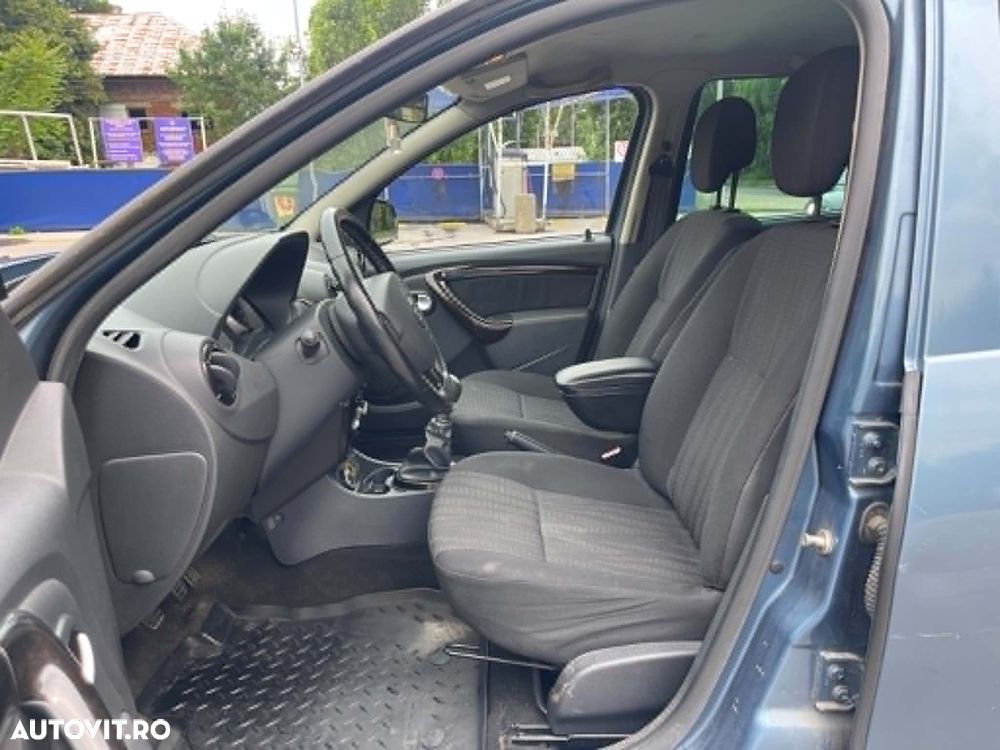 Dacia Duster 1.5 dCi 4x4 Prestige - 7
