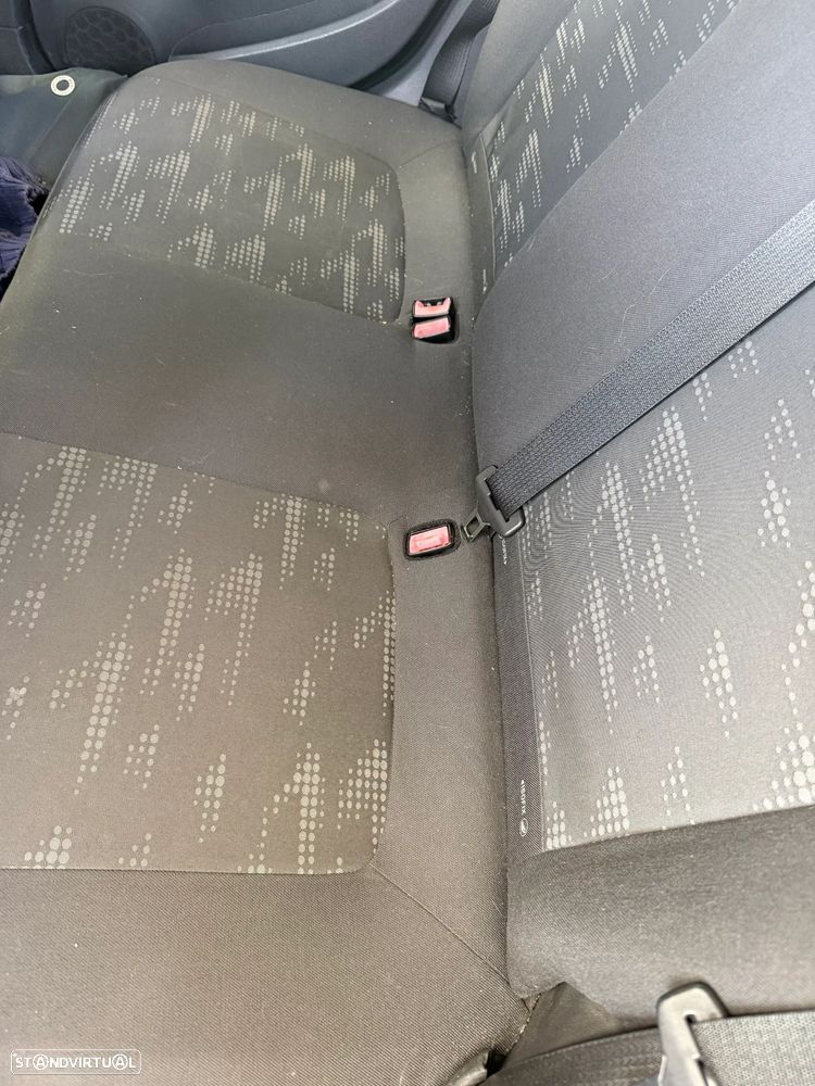 Opel Corsa 1.3 CDTi Enjoy - 13