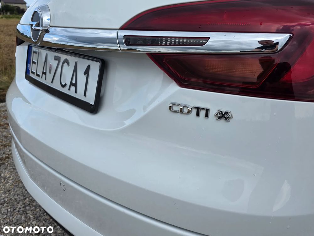 Opel Insignia 2.0 CDTI 4x4 Automatik Sport - 33