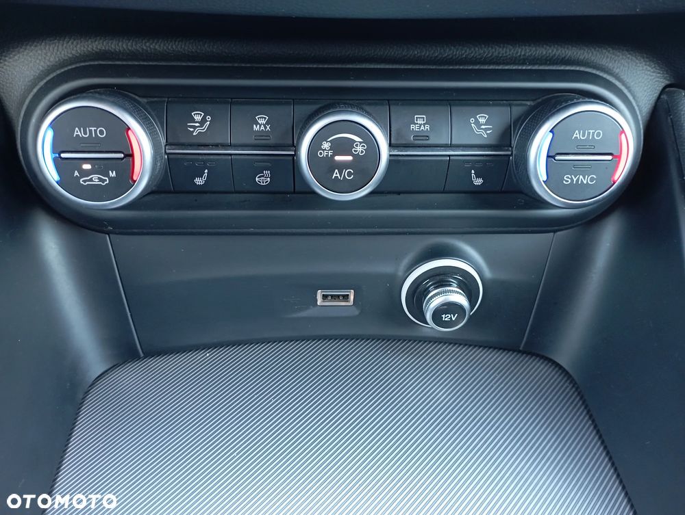 Alfa Romeo Stelvio 2.0 Turbo Veloce Q4 - 16