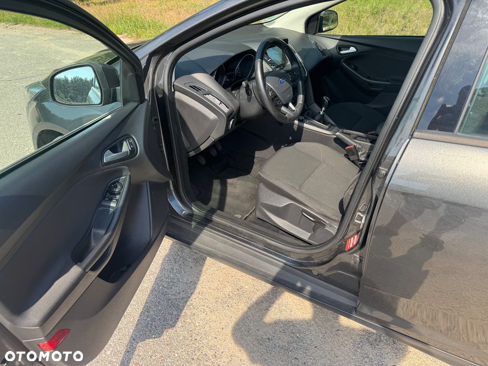 Ford Focus 1.0 EcoBoost Trend - 9