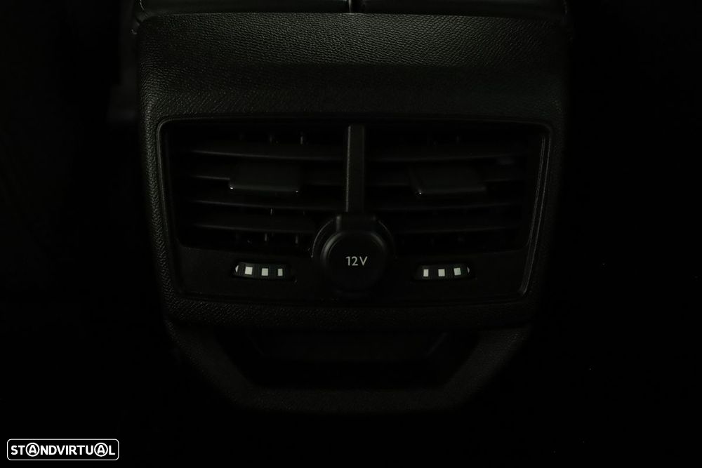 Peugeot 3008 1.6 Hybrid Allure e-EAT8 - 25