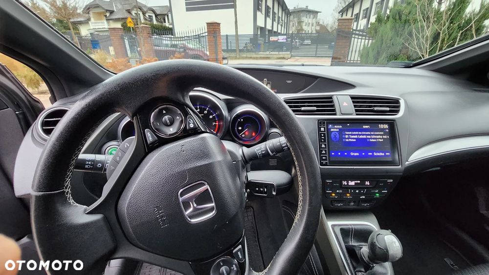 Honda Civic 1.8 Sport - 12