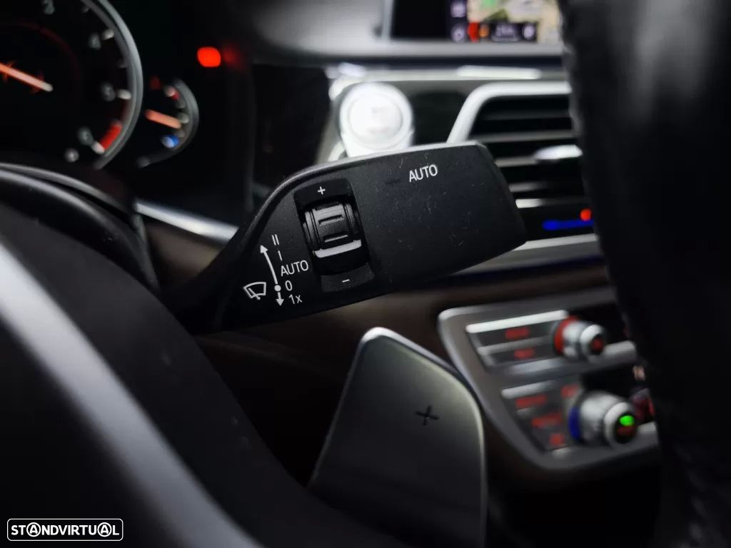BMW 725 d Pack M - 30