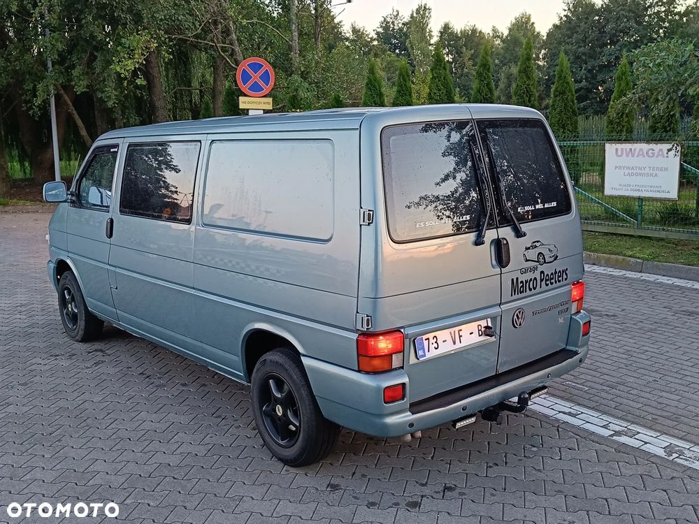 Volkswagen Transporter - 3