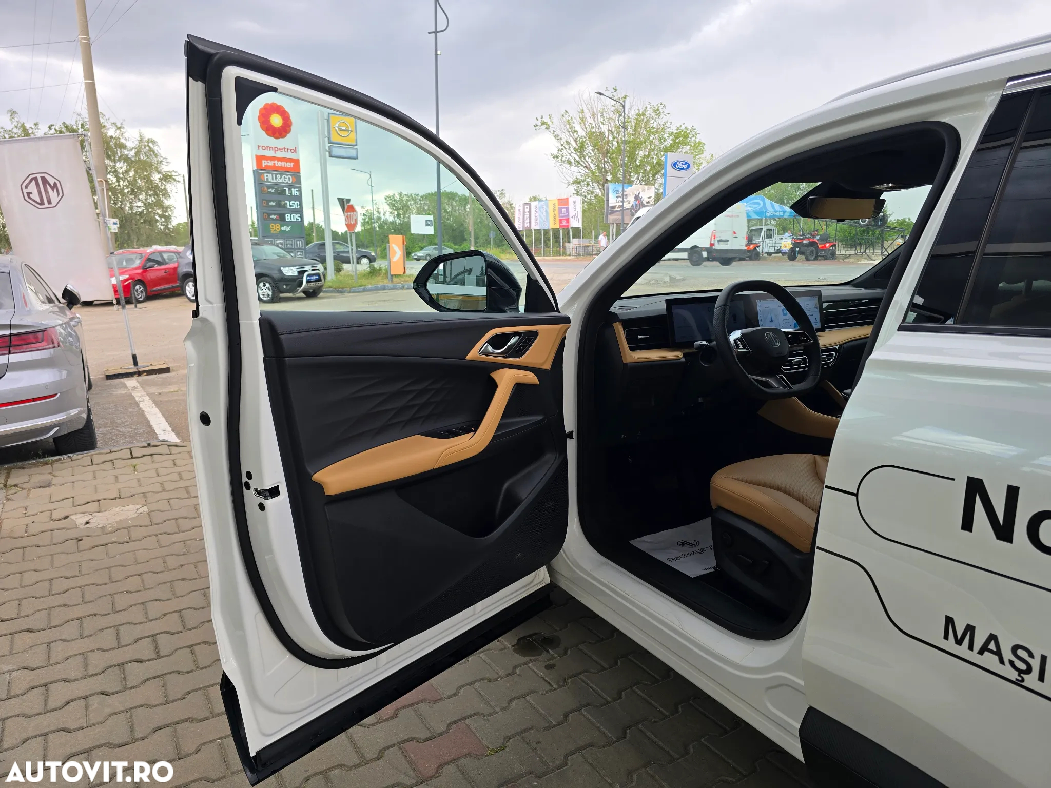 MG HS 1.5T Aut. Luxury - 16