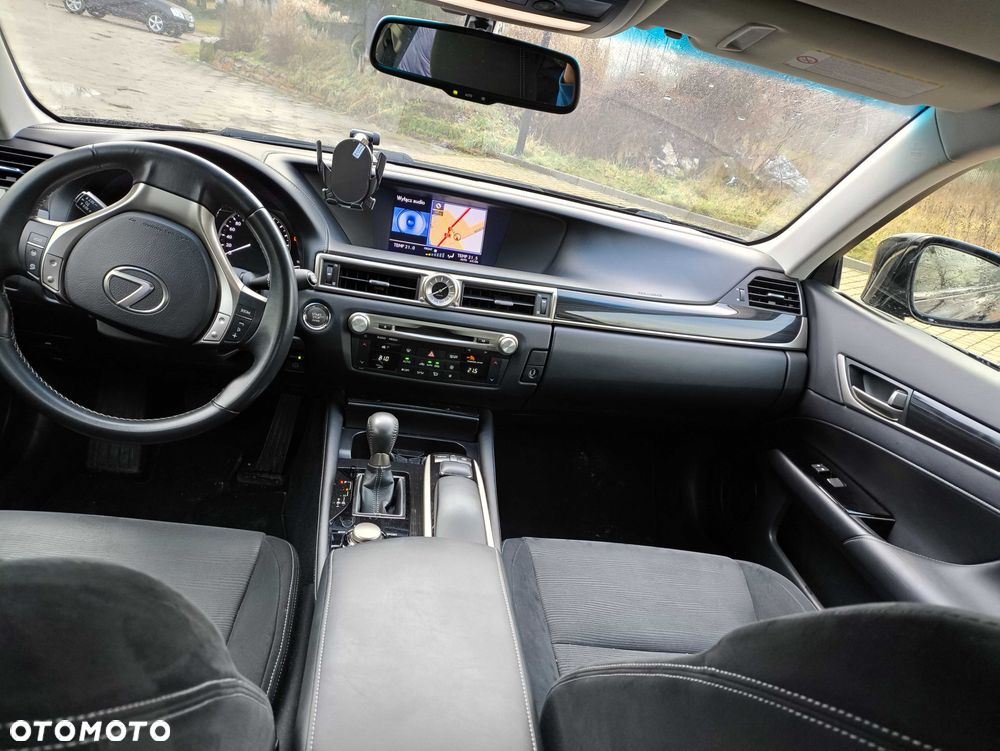 Lexus GS - 12