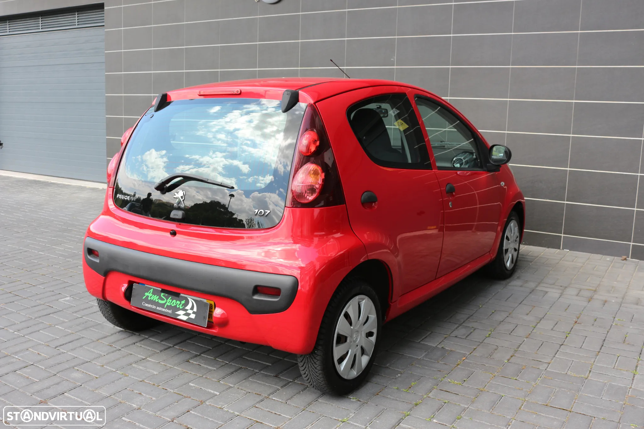 Peugeot 107 1.0 Trendy - 21