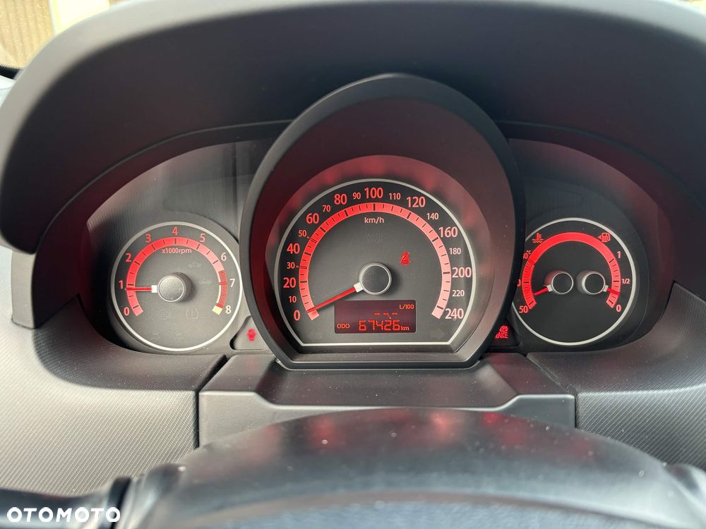 Kia Ceed - 16