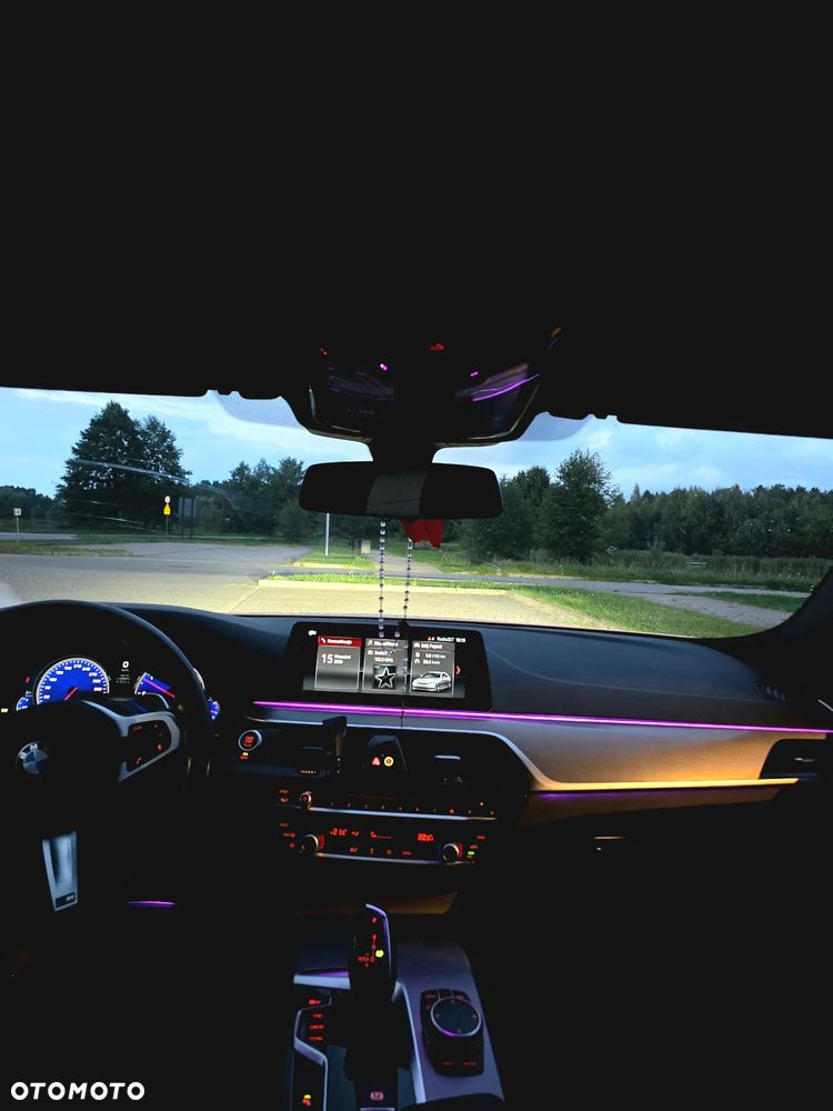 BMW Seria 5 - 17
