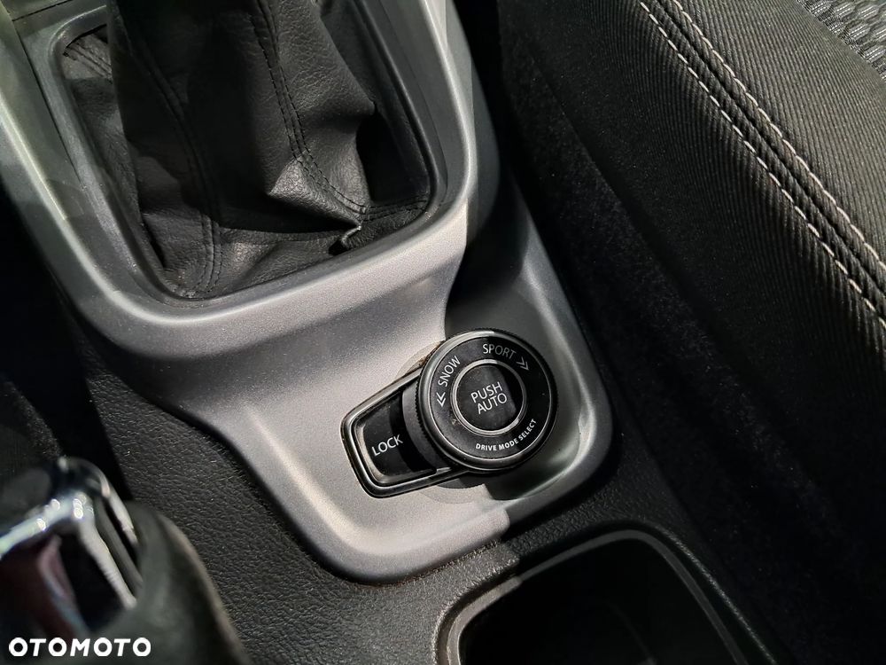 Suzuki Vitara 1.6 Premium 4WD - 16