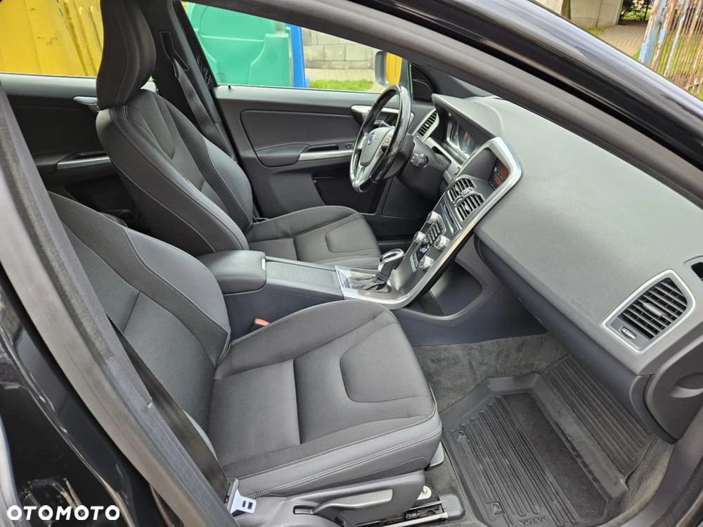 Volvo XC 60 D4 Drive-E Summum - 9
