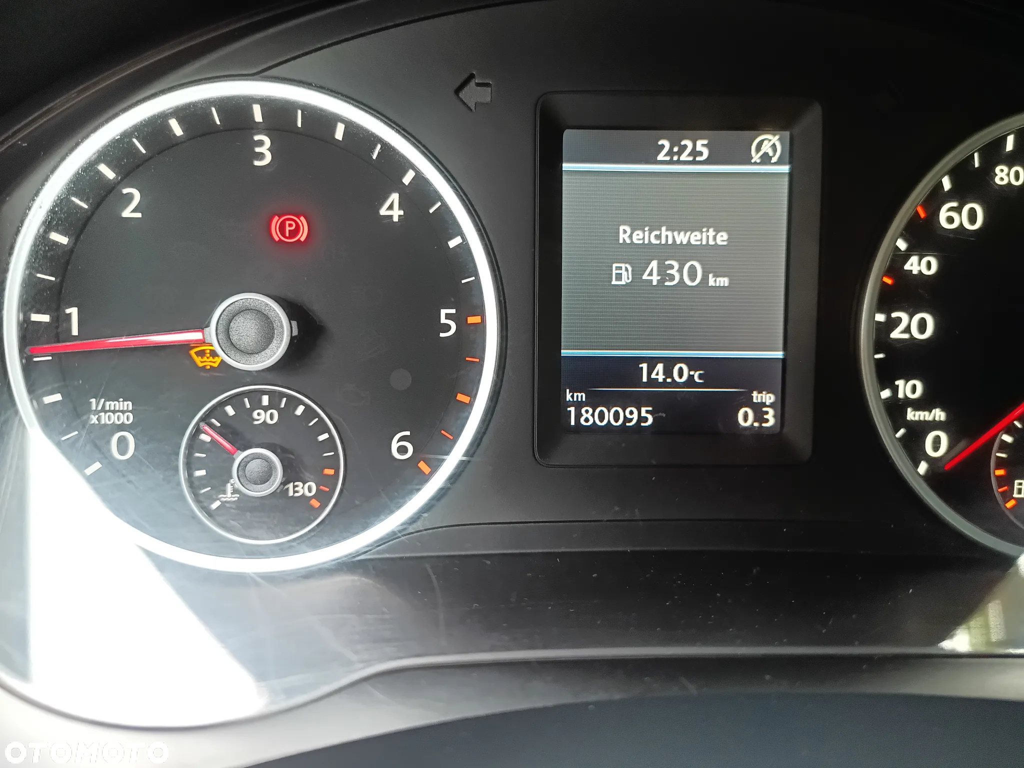 Volkswagen Tiguan 2.0 TDI DPF BlueMotion Technology Sport & Style - 8