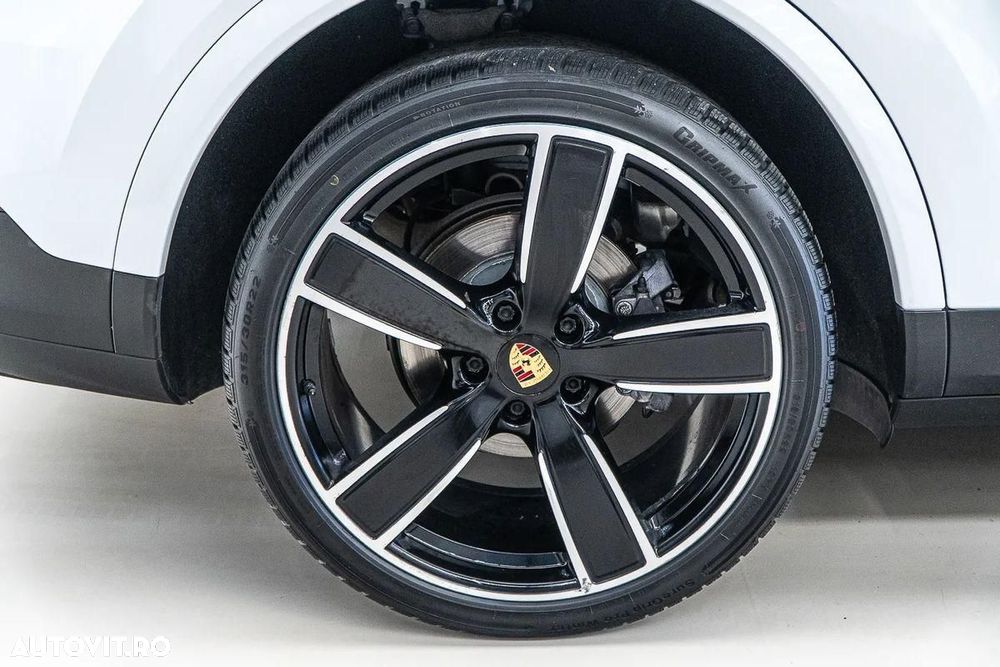 Porsche Cayenne Coupe - 36