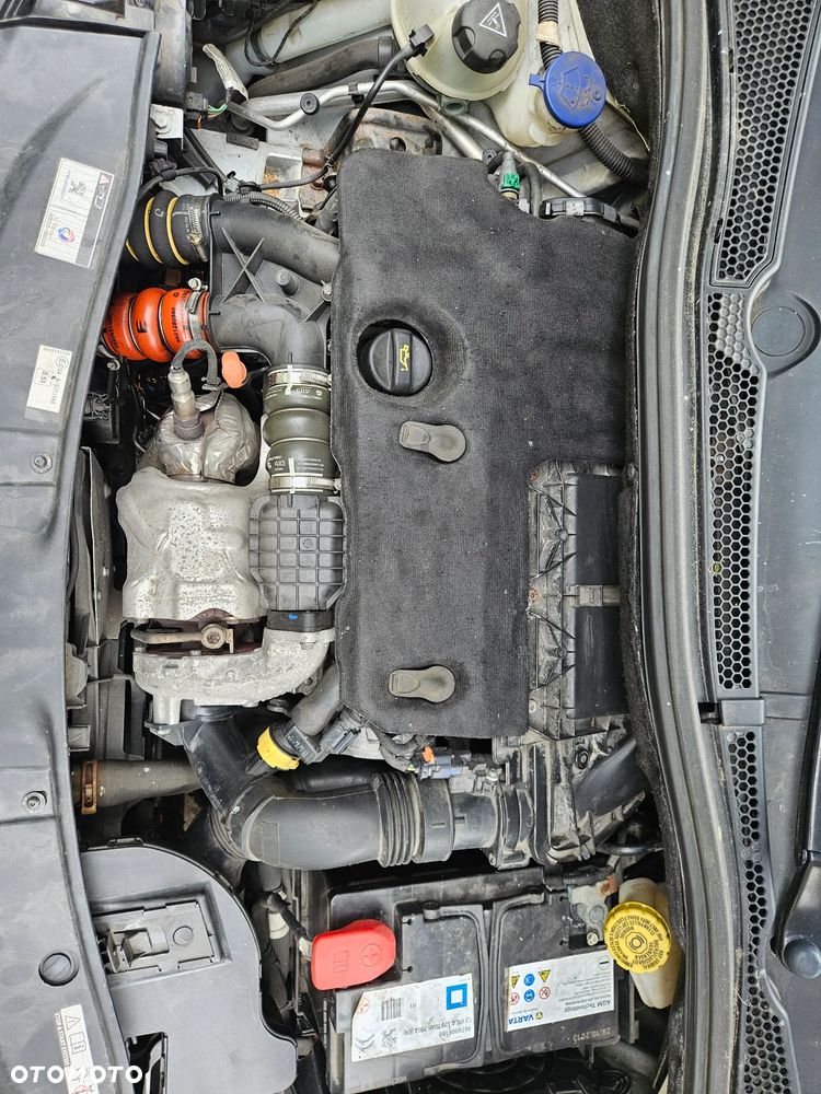 Peugeot 2008 e-HDi FAP 115 STOP & START Allure - 25
