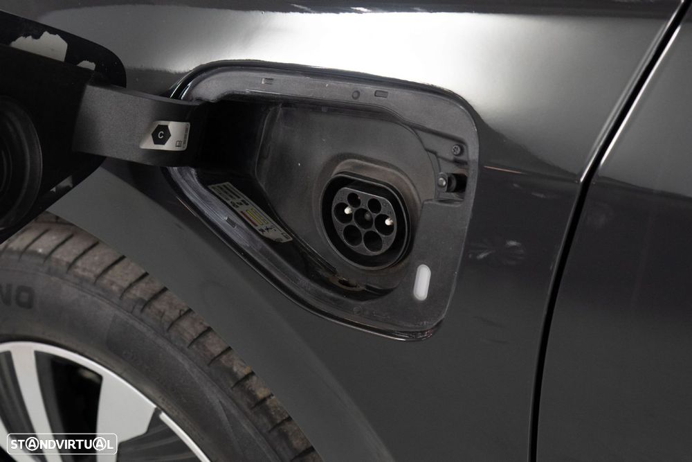 VW Golf 1.4 TSI e-Hybrid DSG - 21