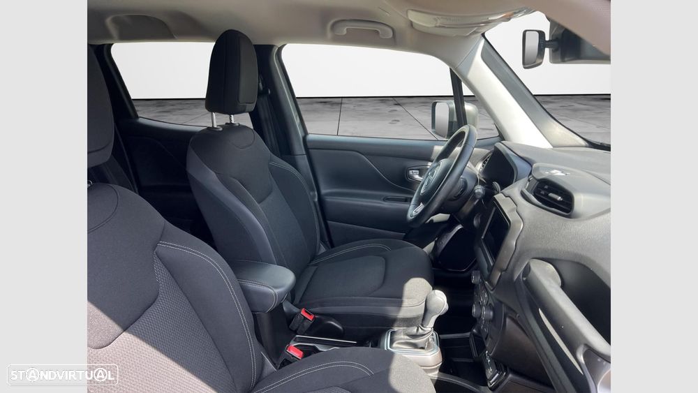 Jeep Renegade 1.3 T Limited DCT - 13