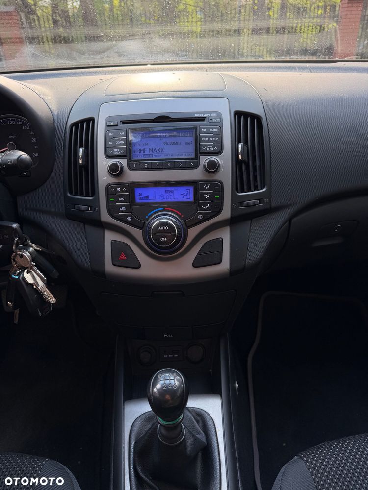 Hyundai i30 1.6 CRDi Comfort - 13