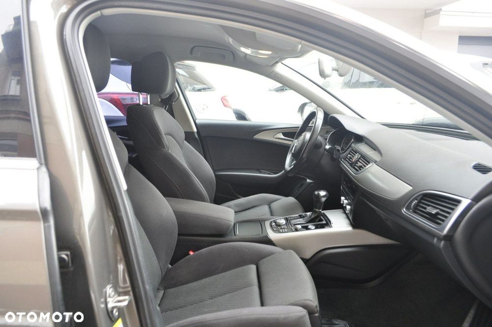 Audi A6 Avant - 10