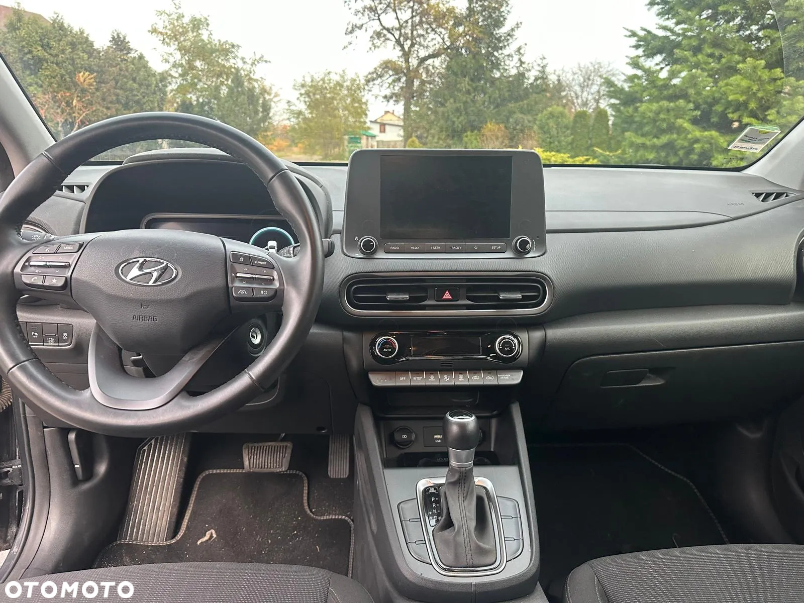 Hyundai Kona - 11