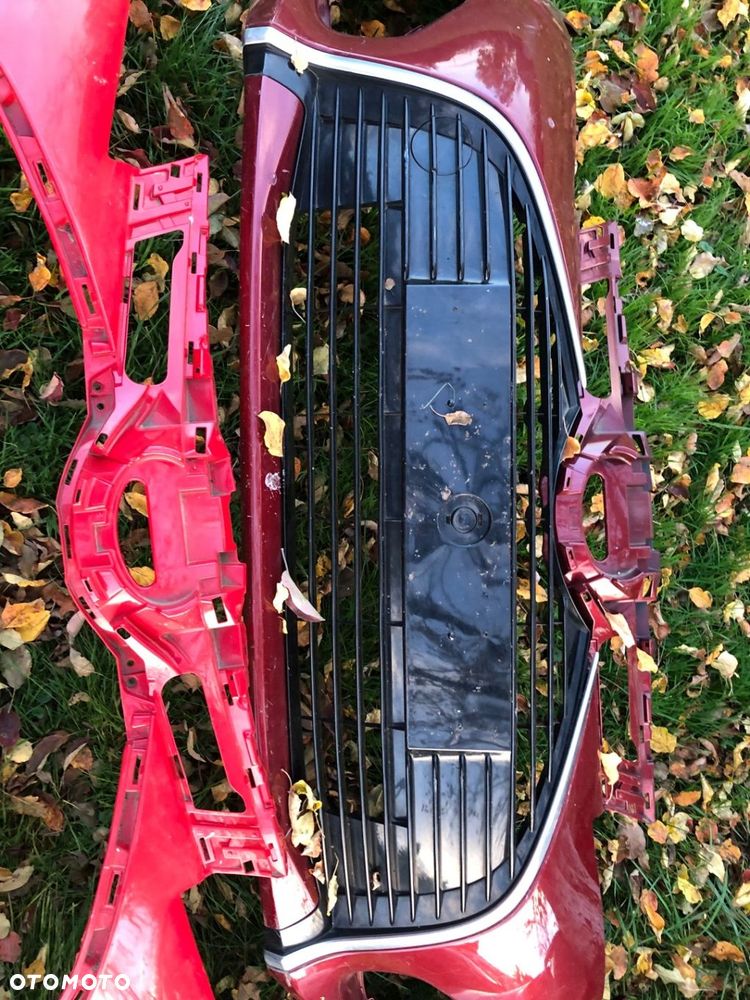 TOYOTA YARIS 3 III ZDERZAK PRZÓD LIFT I 2014- - 2