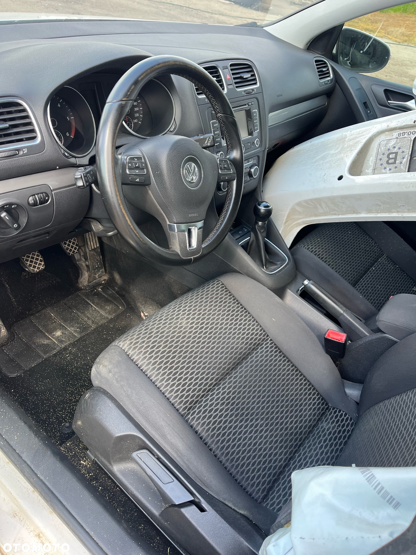 Volkswagen Golf 1.6 TDI BlueMotion Technology Comfortline - 13