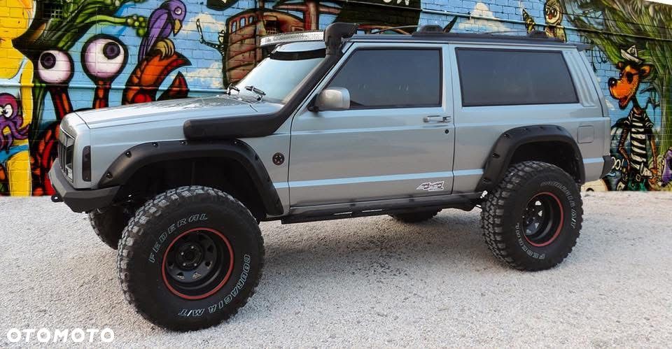 Jeep Cherokee - 2