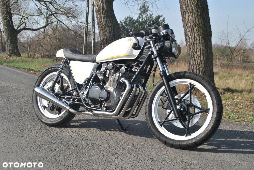 Suzuki GS - 2