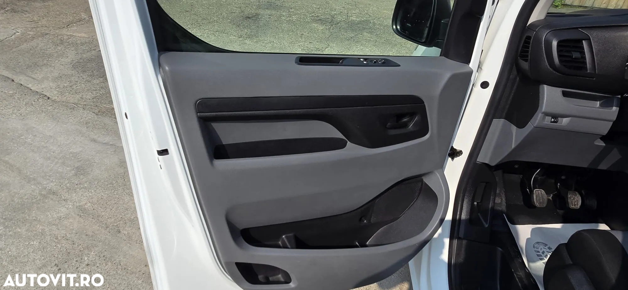 Citroën SpaceTourer XL 1.5 BlueHDi 120 Feel - 14