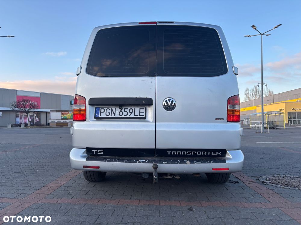 Volkswagen Transporter - 11