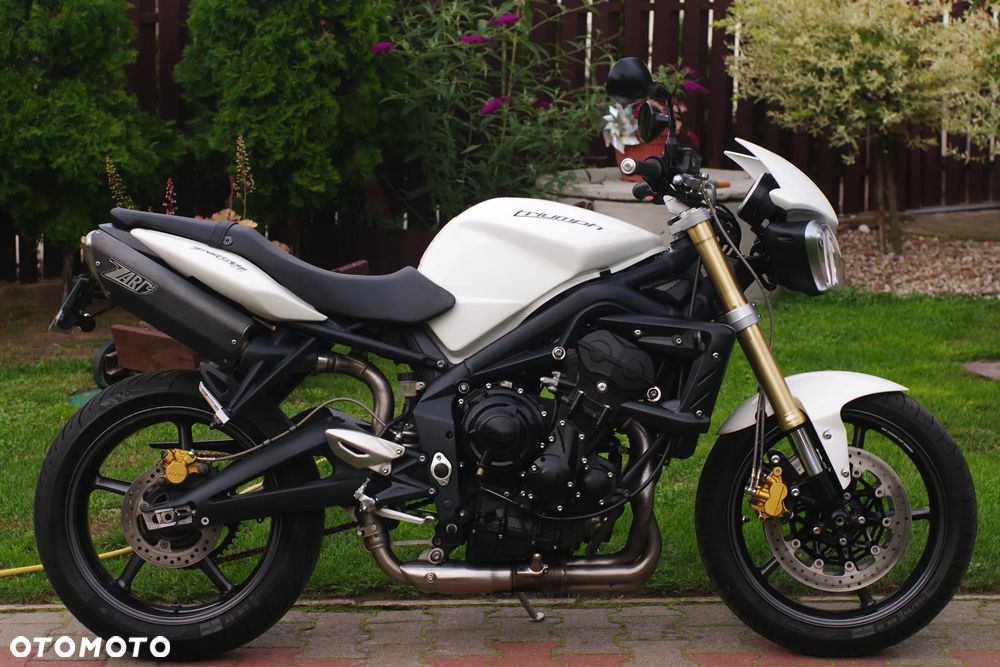 Triumph Street Triple - 2