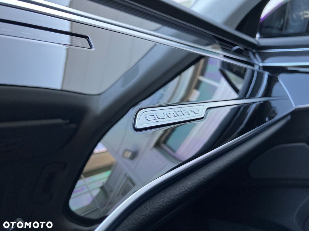 Audi S8 TFSI mHEV Quattro Tiptr - 32