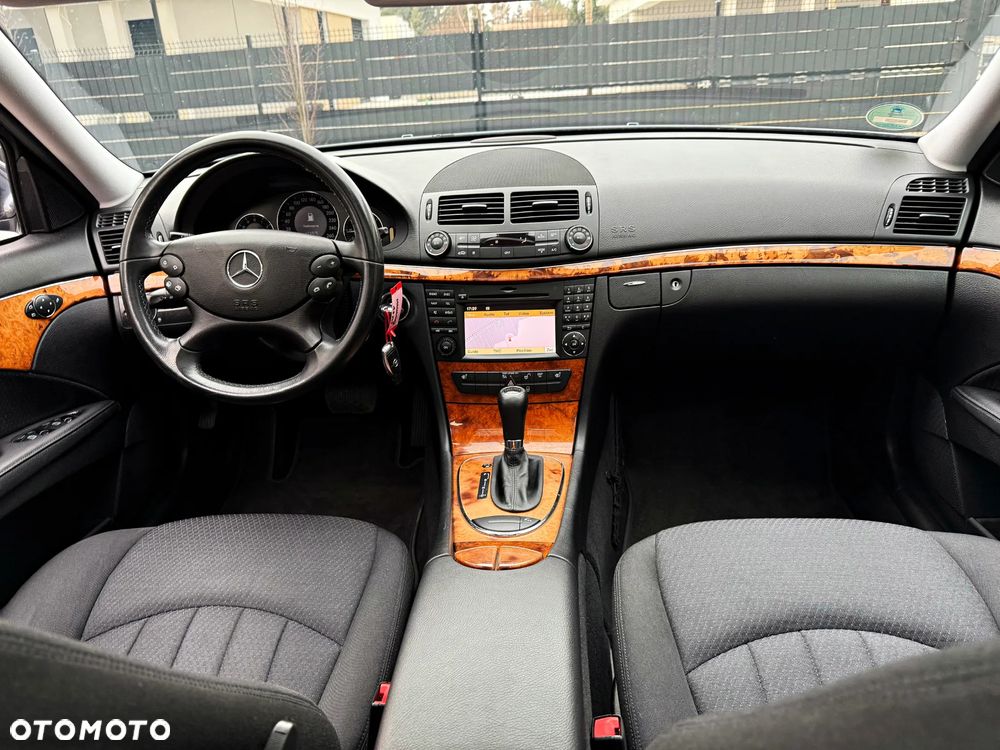 Mercedes-Benz Klasa E - 2