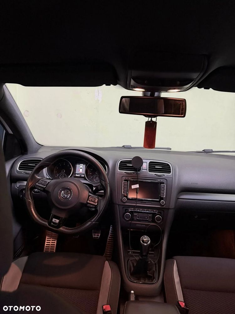 Volkswagen Golf 2.0 R - 13