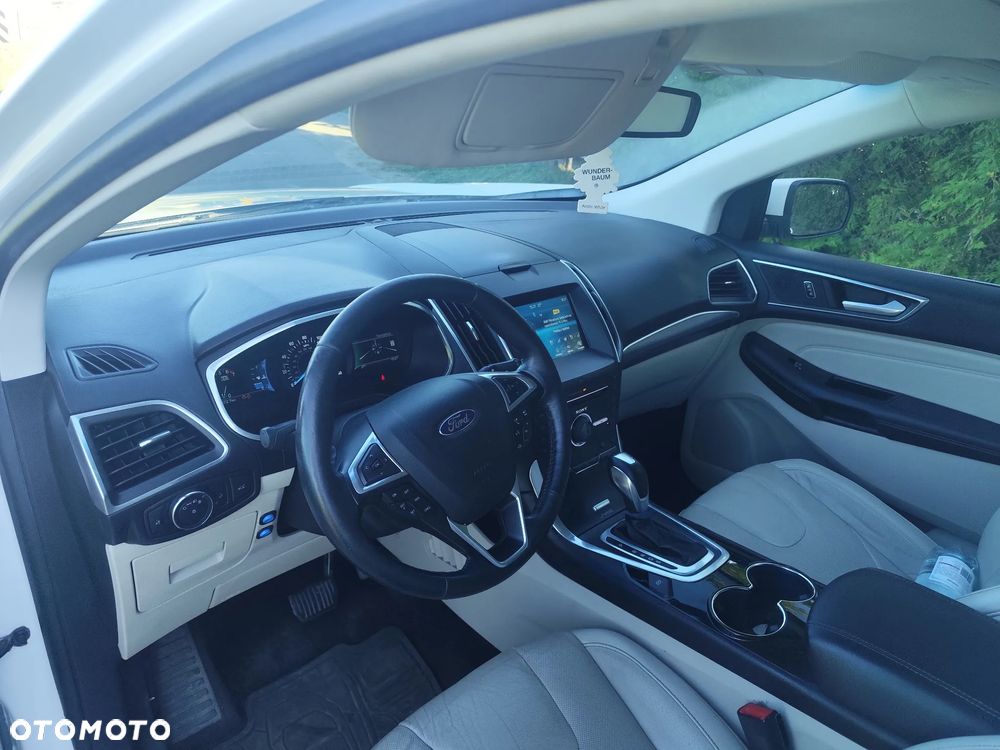 Ford Edge - 9
