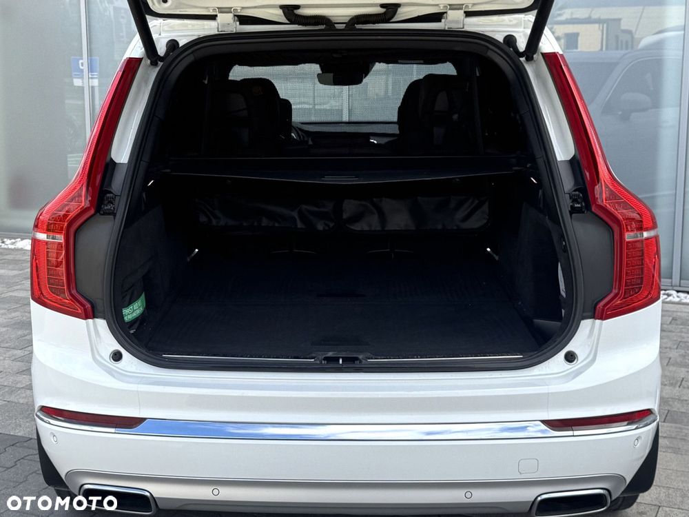 Volvo XC 90 - 28